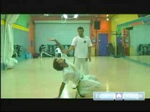 Capoeira Hamle Oyun : Capoeira Akrobasi