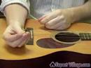 Nasıl Gitar: Temelleri: Nasıl Gitar Dizeleri Değiştirmek İçin Resim 2