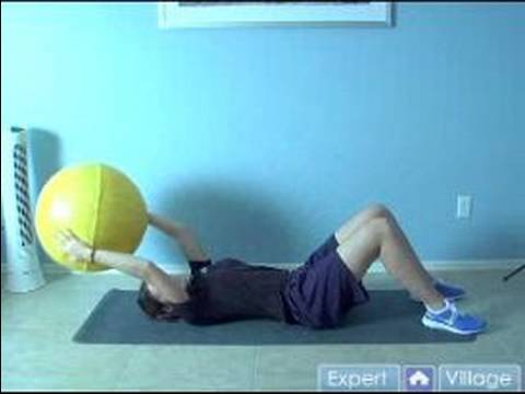 Üst Vücut İçin Fizyo Topu Egzersizleri : Fizyo Topu Omuz Egzersizleri Resim 1