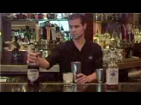 Video Barmenlik Kılavuzu: Bourbon Blackhawk Tarifi - Bourbon İçecekler