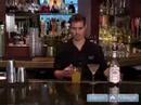 Video Barmenlik Kılavuzu: Kentucky Kokteyl Tarifi - Bourbon İçecekler Resim 3