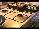 Humus Pizza Tarifi Yapmak: Humus Pizza İçin Kavrulmuş Kırmızı Biber Buğulaması