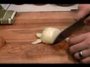 Çorbası Tarifi: Soğuk Patates & Pırasa Çorbası : Çorbası Çorba İçin Soğan Doğrayın  Resim 4