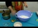 Tarçınlı Kek Nasıl Yapılır & Parmaklar : Tarçınlı Kek İçin Tüm Malzemeyi Karıştırın  Resim 2