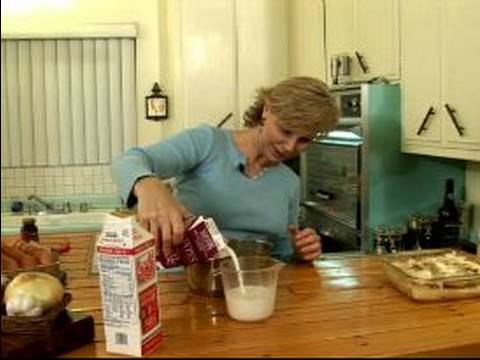 Don Henley's Favori Fileto Mignon Tarifi: Sıvı Krema Sosu İçin Ekmek Puding İçin Karıştırma. Resim 1