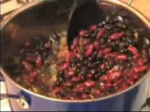 Vejetaryen Fasulye Biber Tarifi: Ekleme Fasulye Vejeteryan Chili Bean.