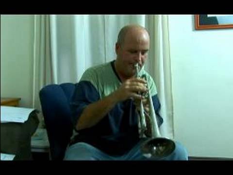 Yeni Başlayanlar İçin Dersler Trompet: Genel Bakış Ve Ölçekler: B Küçük Ölçekli Bir Trompet Çalmayı