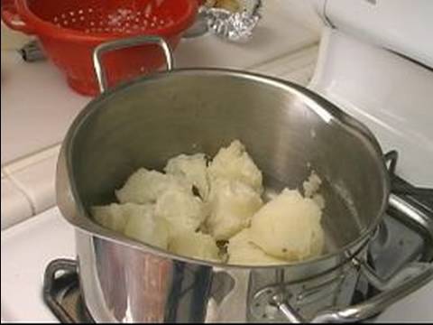 Ayran Tavuk Ve Sarımsaklı Patates Püresi Yapımı : Taze Patates