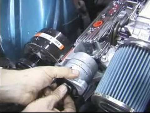 Bir Ford Chevy Motor Yüklemede Bitirme: Gergi Kasnak Kurulur Resim 1