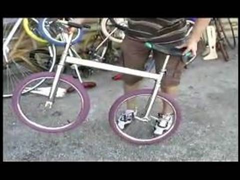 Nasıl Bir Tek Tekerlekli Sirk Bisikletine Binmek: Bir Salıncak Bisiklet Unicycle Gösteri
