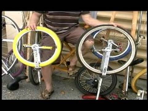 Nasıl Bir Tek Tekerlekli Sirk Bisikletine Binmek: Nasıl Sağ Boyutu Tek Tekerlekli Sirk Bisikletine Seçmek İçin