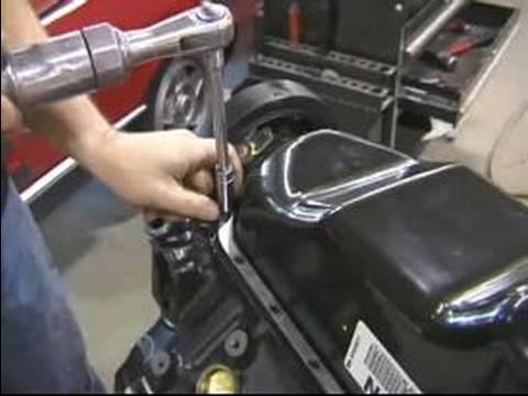 Pt. 1: Bir Ford Thunderbird Bir Chevy 350 Kurulur: Nasıl Bir Motor Yağı Pan Kaldırmak İçin