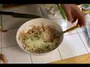 Nasıl Yapmak Ve Ton Balığı Salatası Hizmet: Ton Balıklı Salata İçin Soğan Ekleyin Resim 4