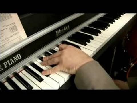 Yeni Başlayanlar İçin B piyano Ölçekler : yeni Başlayanlar İçin B Piyano Ölçekler İçin Ufak 2-5S 