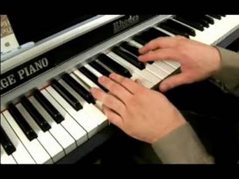 Büyük Bir Blues Piyano : Büyük Bir Blues Ölçek 5 Akor Oynarken Piyano 