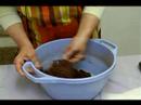 Nasıl Çiçek Olun Ve Şekilli Kurabiye Ayı: Çikolata İçin Kuru Malzemeyi Ekleme: Kurabiye Yapma Resim 4
