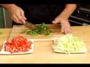 Çekti Tavuk Yemeği Nasıl Pişirilir : Çekti Tavuk Enchiladas İçin Kişniş Kesmek İçin Nasıl 