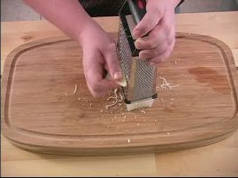 Bruschetta Nasıl Yapılır : Parmesan Peynirli Bruschetta Yapmak İçin Izgara Nasıl  Resim 1