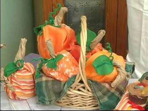 Halloween Süslemeleri Ve Partiler İçin Muamele Etmek: Kabak Yama Dekorasyon Yapmak İçin Malzemeler