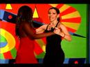 Nasıl Bachata Dance: Sallanan Kalça Bachata Dans Adımları Nasıl