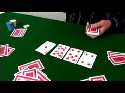 Deli Ananas: Texas Holdem Varyasyonu: Nasıl Deli Pineapple Poker Sırayla Başa