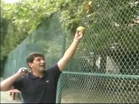 Başlangıçta Tenis İpuçları Ve Teknikleri: Nasıl Tam Bir Tenis Servis Uzantısında Uygulamaya