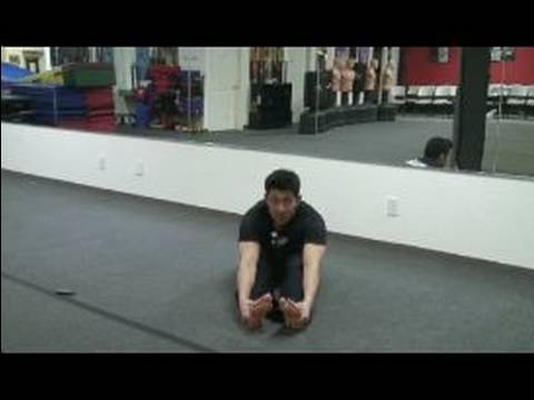 Tae Kwon Bir Egzersiz Yapmadan Önce Germek İçin Nasıl Tekmeler 720 Dövüş Sanatları Yapıyor :  Resim 1