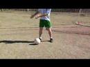 Bacak Arkasında Futbol Topu Kesmek İçin Nasıl Futbol Beceri Ve Teknikleri Top Sürme :  Resim 3