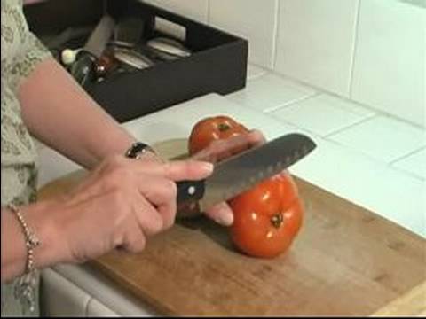 Nasıl Kullanım Şef Bıçak İçin: Nasıl Bir Dövme Bıçak Kullanın