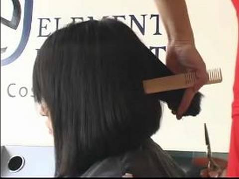 Nasıl Bir A-Line Bob Saç Modeli Kesmek İçin: Saç A-Line Bob Saç Kesimi İçin Kırpma