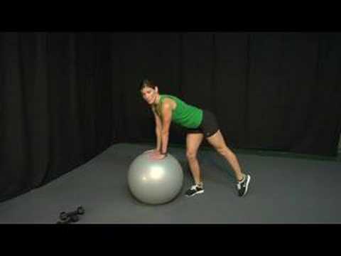 İstikrar Ball Kombinasyonu Egzersizler: İstikrar Ball Egzersizler: Glute Lift Ayakta Resim 1