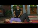 Yoga Oturmuş Ve Sırtüstü Pozlar: Yoga Pose Baştan Aşağı El Aletleri