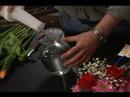 Lale Çiçek Aranjmanları: Lale Çiçek Aranjmanları: Bir Vazo Hazırlanıyor Resim 2