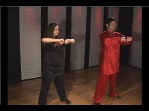Kung Fu Isınma Egzersizleri: Kung Fu Gövde Twist Resim 1