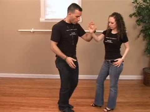 Erkekler Ve Kadınlar İçin Dans Adımları: Dans Adımları Ortağı İle: Erkekler Sağa Dönüş Resim 1