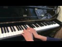 Kendini Piyanoda Eşlik: Piyano Minör Akorları Resim 3