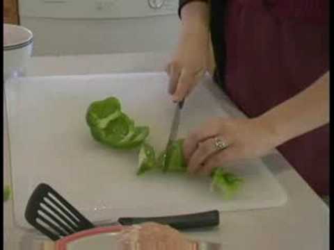 Tavuk Salata Tarifi: Tavuk Salata Tarifi: Yeşil Biber Kesmek