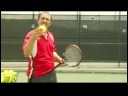 Tenis Nasıl Oynanır : Teniste Servis Atarken Topu Atmak İçin Nasıl 