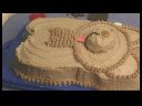 Bir Oyuncak Ayı Pasta Süsleme: Şeker Bir Oyuncak Ayı Pasta Süslemek İçin Kullanma