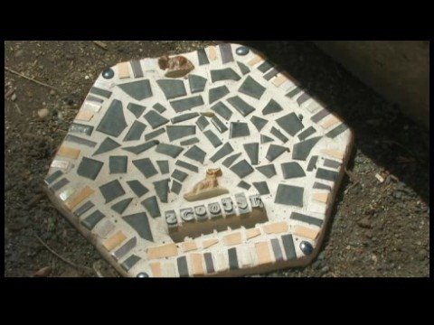Kolay Bahçe El Sanatları : Mozaik Yapımı Pet Mezar Taşları
