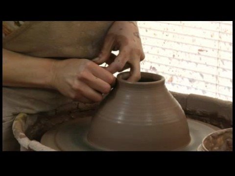 Nasıl Bir Seramik Çay Seti Yapmak İçin : Su Isıtıcısı Tarzı Çanak Çömlek: Boyun Şekillendirme 