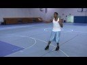 Basketbol Becerilerini Geliştirmek:--Bacaklarının Arasına Bir Basketbol Yatırması Halinde Hareket Spin  Resim 4