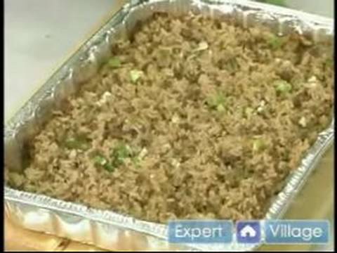 Nasıl Creole Tarzı Pirinç Pişirmek İçin : Creole Tarzı Pirinç Porsiyon 