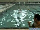 Sırtüstü Yüzme Dersleri: Nasıl İçin Sırtüstü Duvardan İterek Resim 3