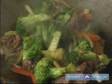 Çin Sığır Eti Nasıl Yapılır Ve Brokoli : Sığır Eti Ve Kızarmış Biftek Tavada Nasıl Yapılır Ve Brokoli