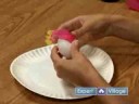 Doku Kağıt El Sanatları Yapmak İçin Nasıl : Kağıt Mendil İle Bir Yumurta Süslemek İçin Nasıl  Resim 3