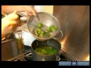 Kore Kelbi'nin Pirzola Nasıl Yapılır : Kore Kelbi'nin İçin Brokoli Buhar Nasıl  Resim 3