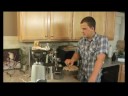 Nasıl Tek Breve Latte Olun: Tek Breve Sütlü Bir Kahve İstedim Bir Espresso Makinesi Kullanmayı Resim 3