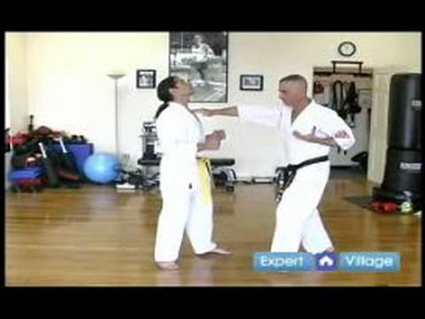 Acemi Kyokushin Karate Teknikleri : Kyokushin Karate Eline Vurmaya Mızrak 