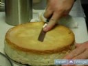 Pişirmeyi Ve Süslemek Bir Cheesecake : Cheesecake İçinde Çatlaklar Tamir 